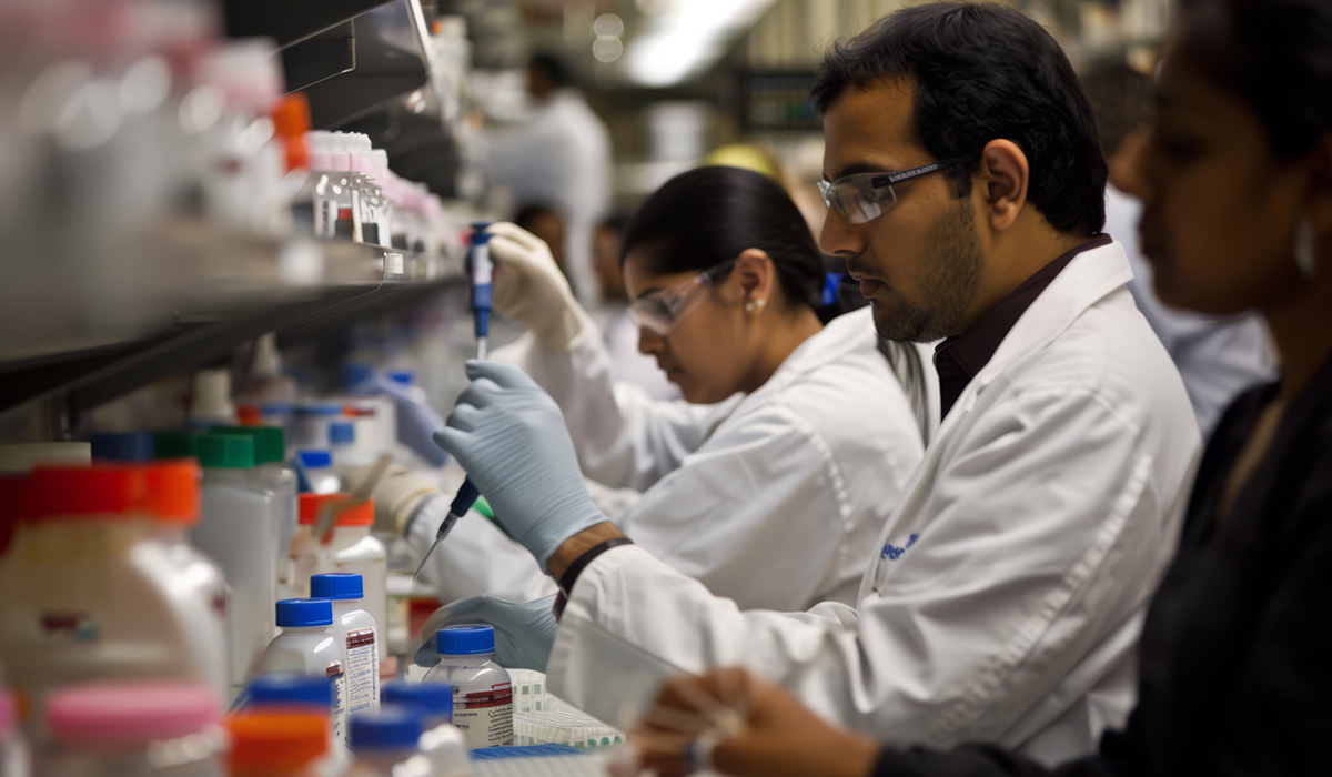 Why India Is Emerging as a Global Hub for Pharmaceutical Export & Contract Manufacturing